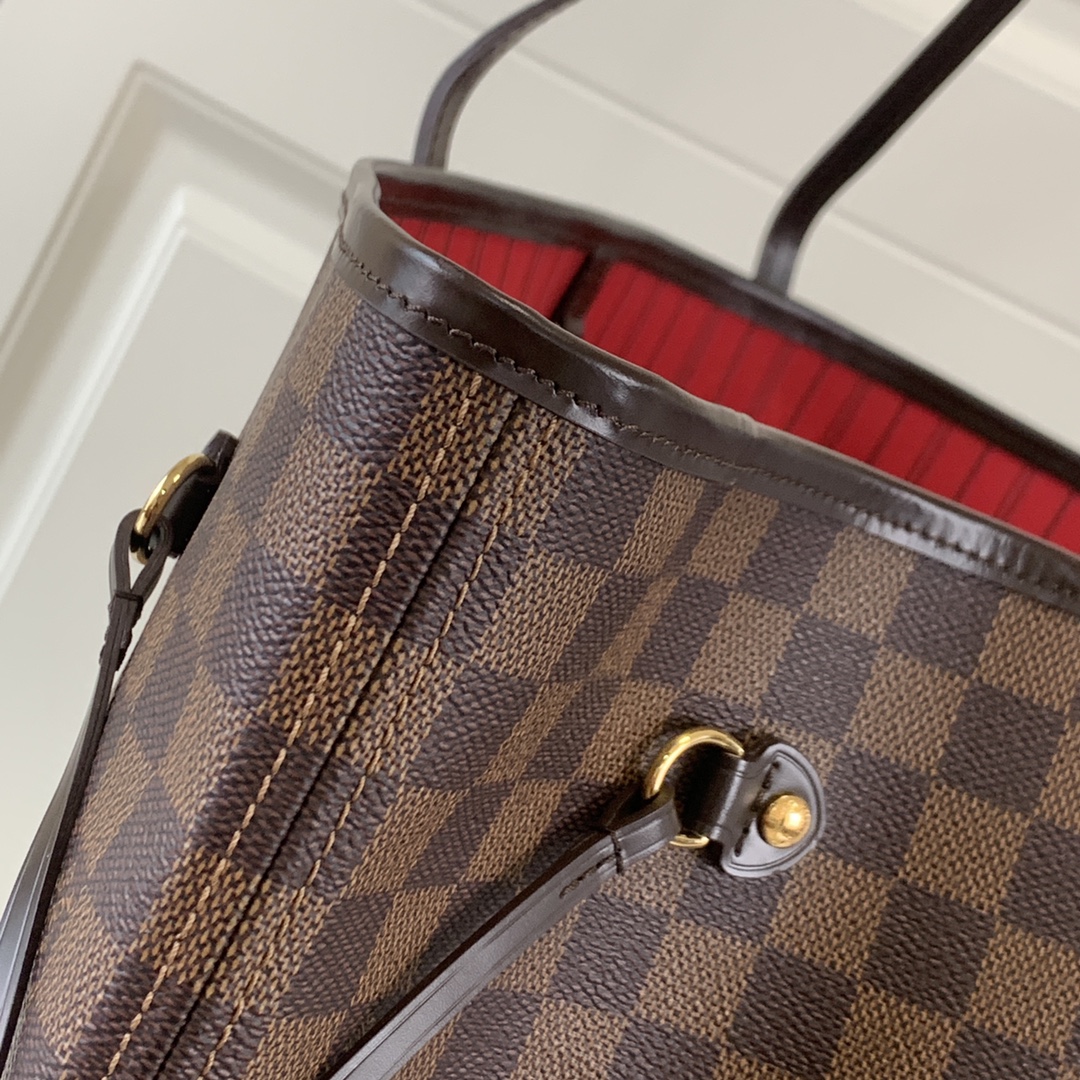 Louis Vuitton Shopping Bags